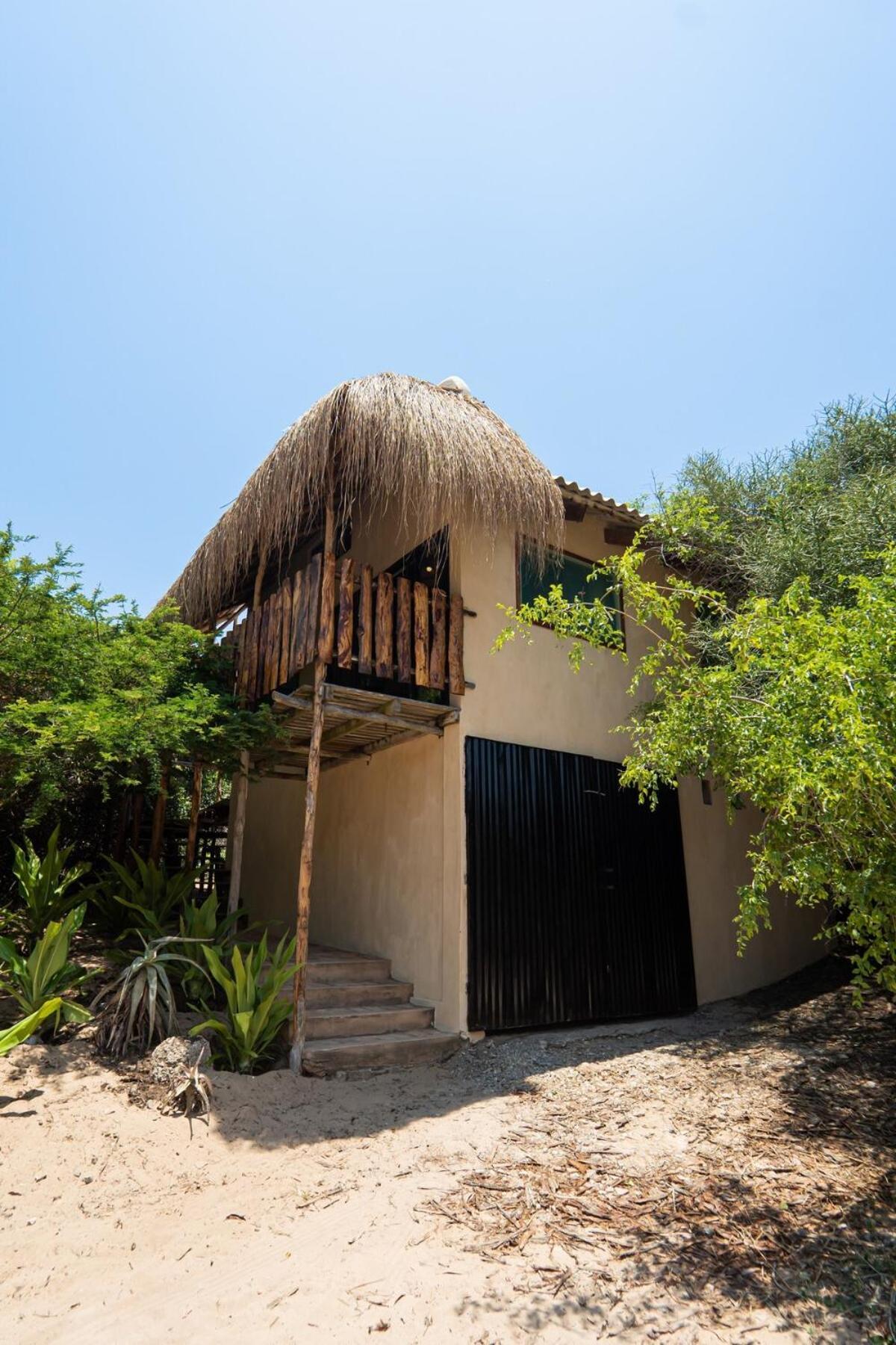 Tree House Cottage, Garden Views, Hot Water Praia do Praia do Tofo Zewnętrze zdjęcie